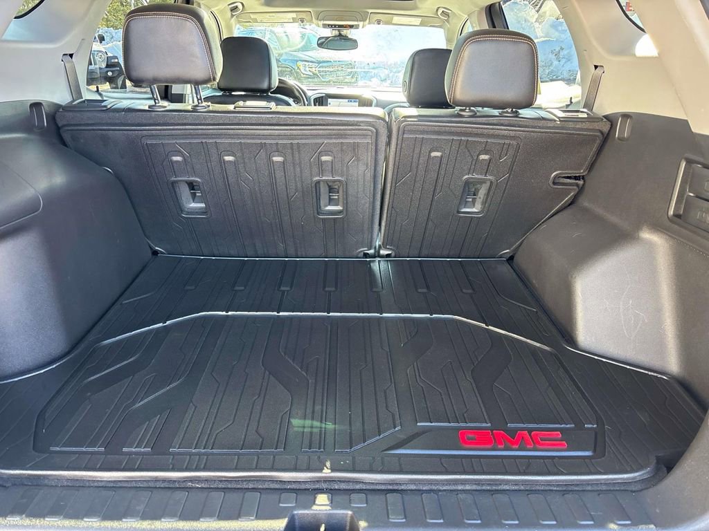 Used 2021 GMC Terrain SLT w/ Infotainment Package II image 14