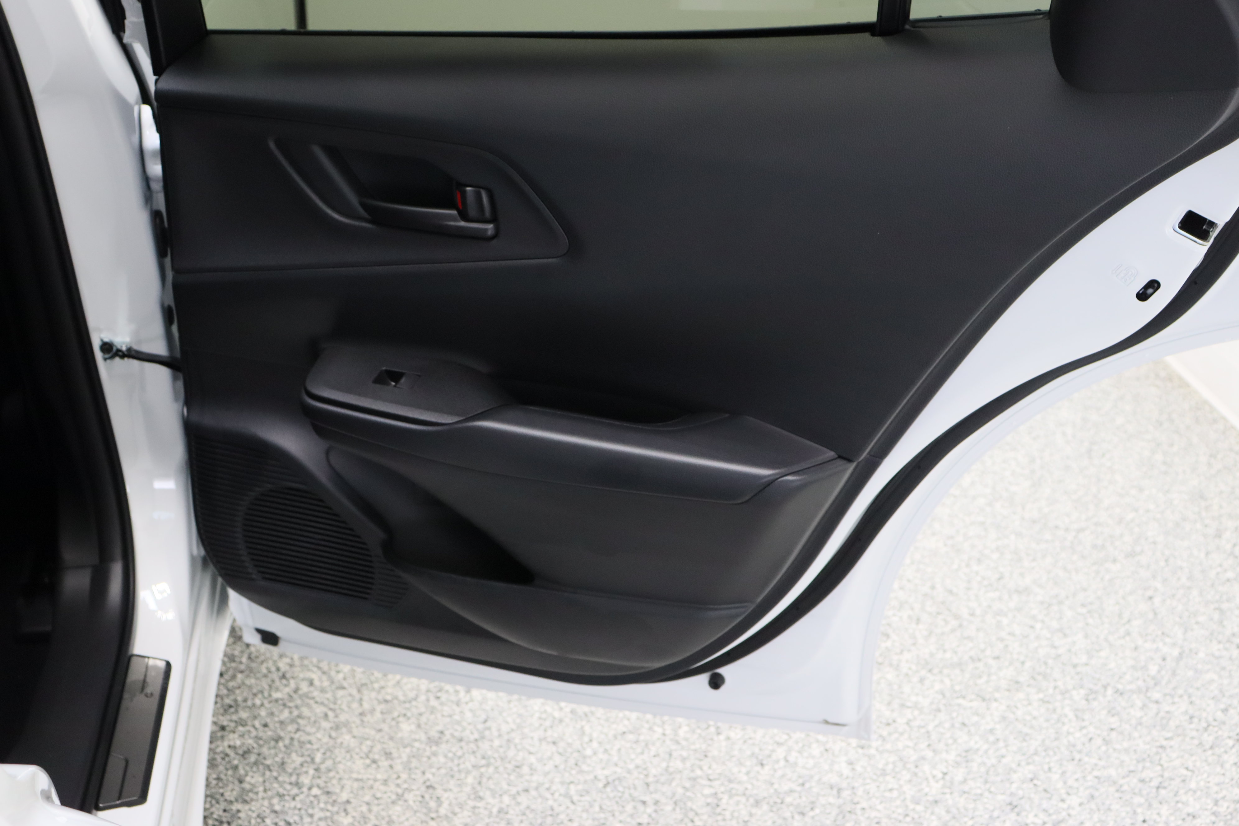 Certified 2026 Toyota Prius Plug-In Hybrid FWD image 30