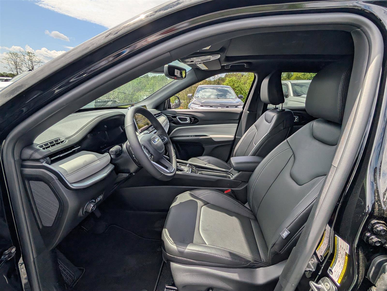 New 2025 Jeep Compass Limited w/ Elite Group AWD/4WD image 10