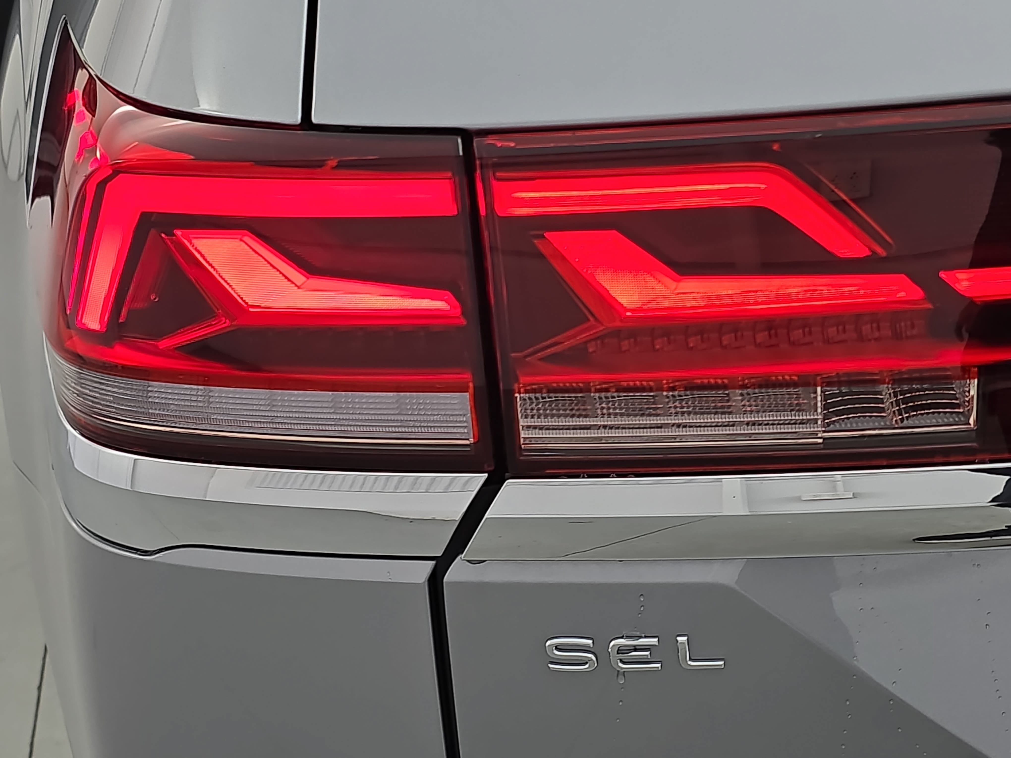 New 2026 Volkswagen Atlas SEL AWD/4WD image 36