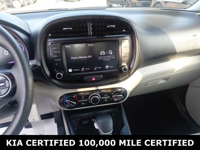 Certified 2025 Kia Soul LX image 11