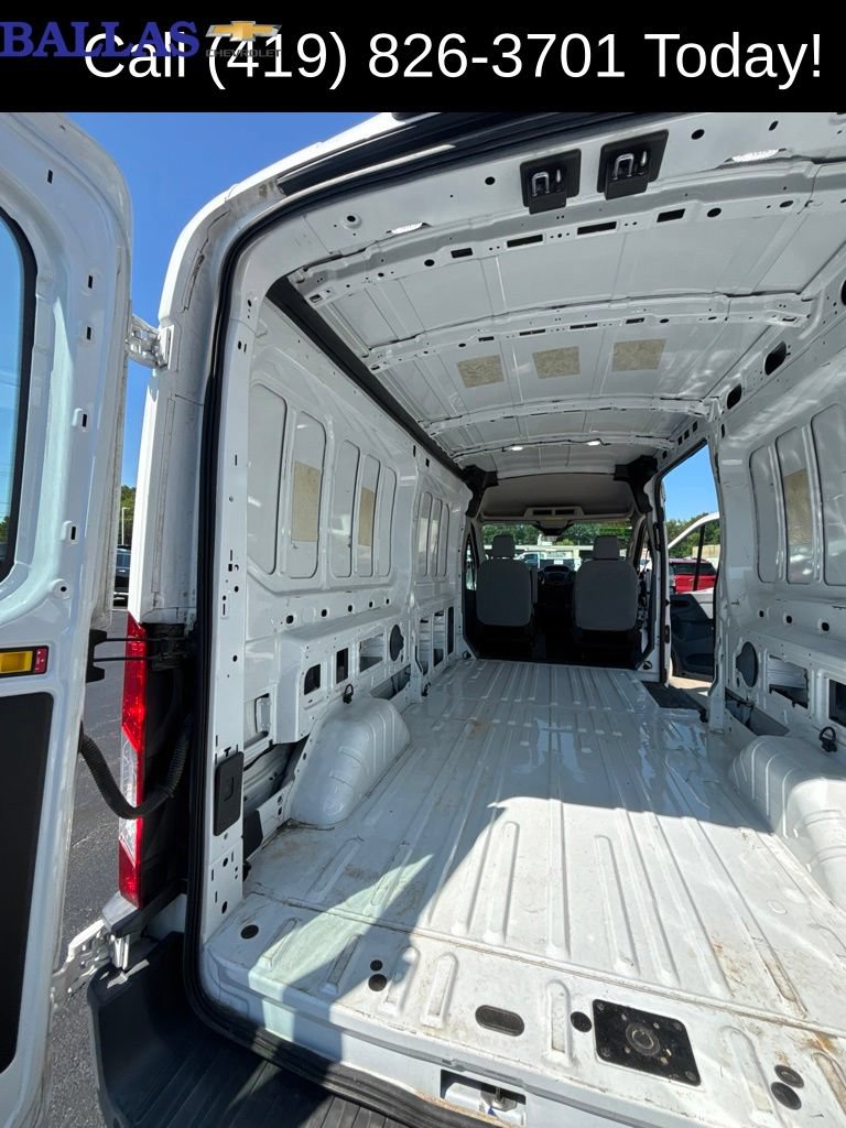 Used 2018 Ford Transit 350 148 Medium Roof RWD image 18
