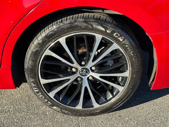 Used 2019 Toyota Camry SE image 9
