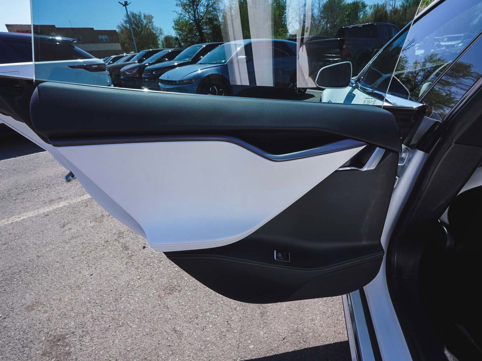 Used 2020 Tesla Model S Performance AWD/4WD image 43