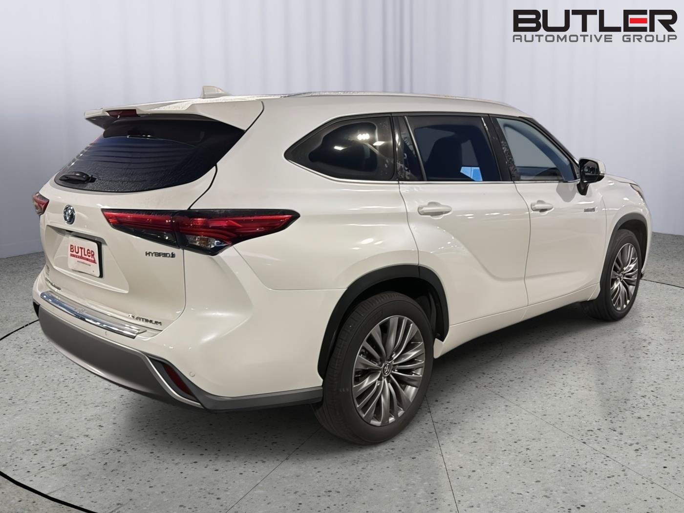Used 2020 Toyota Highlander Platinum FWD image 6
