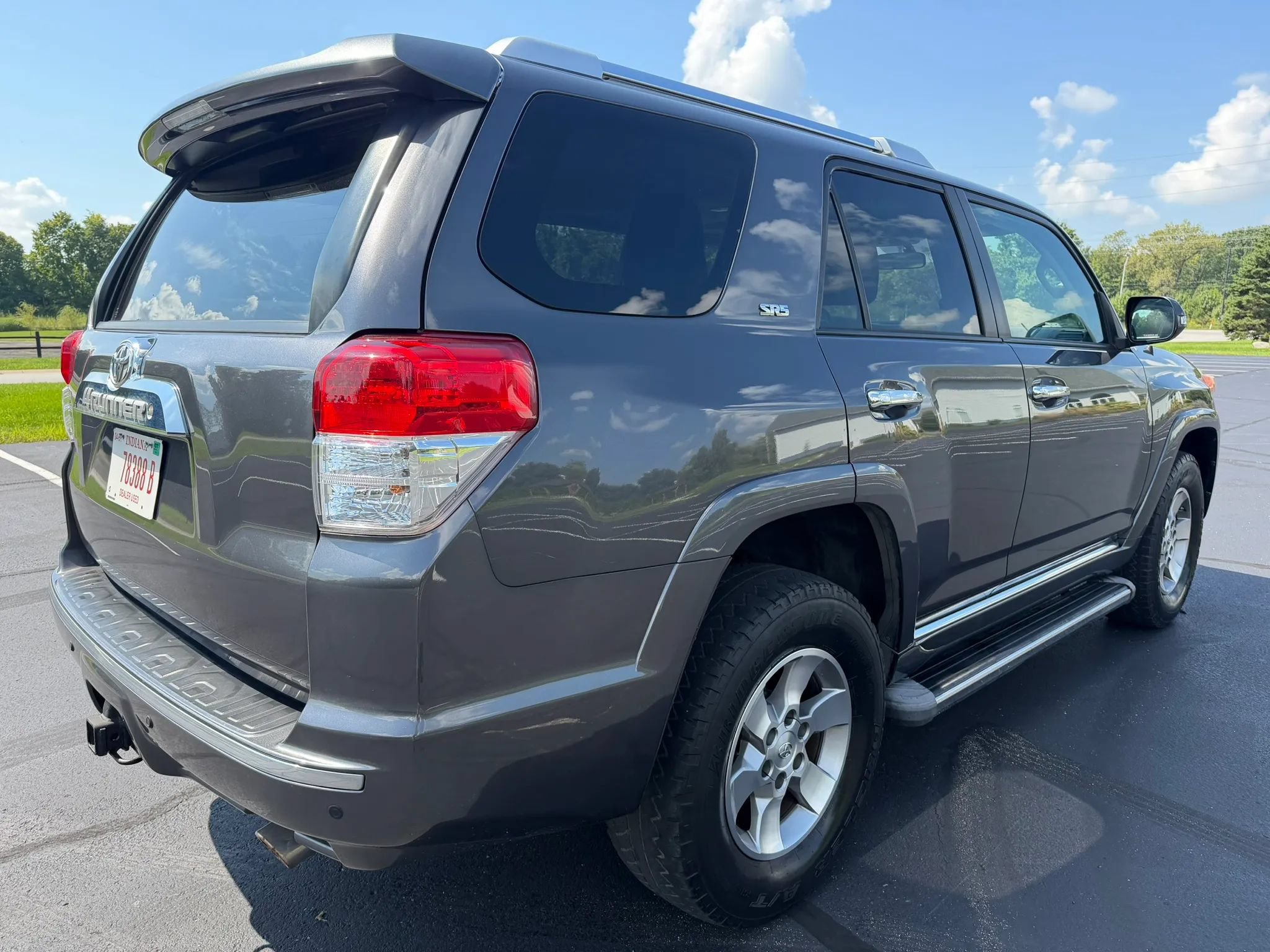 Used 2011 Toyota 4Runner SR5 w/ Convenience Pkg AWD/4WD image 6