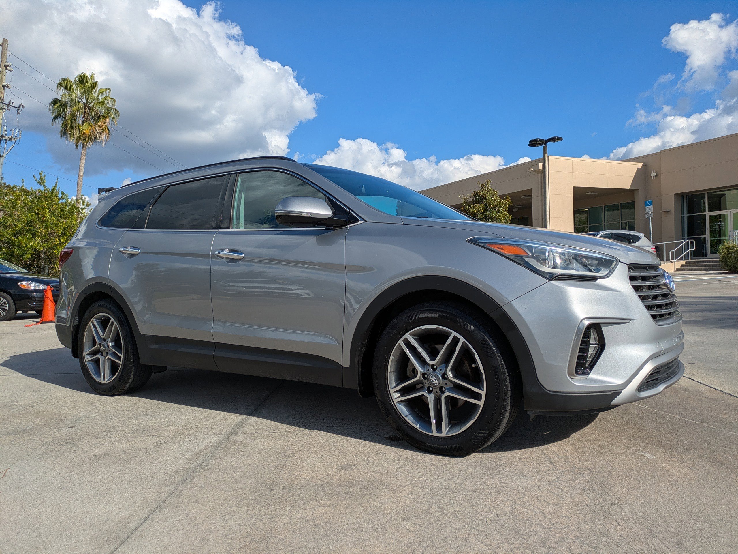 Used 2017 Hyundai Santa Fe FWD