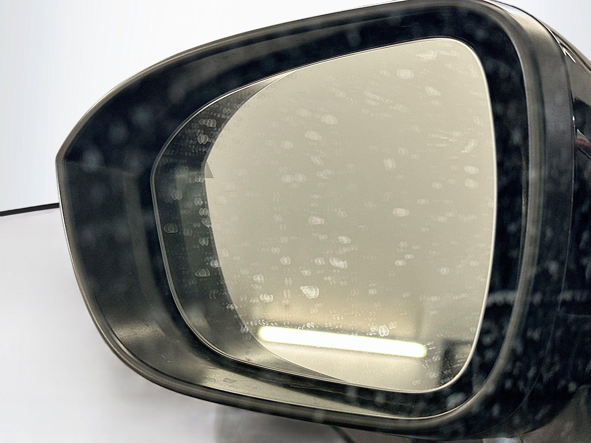 Used 2025 Nissan Rogue SV image 16