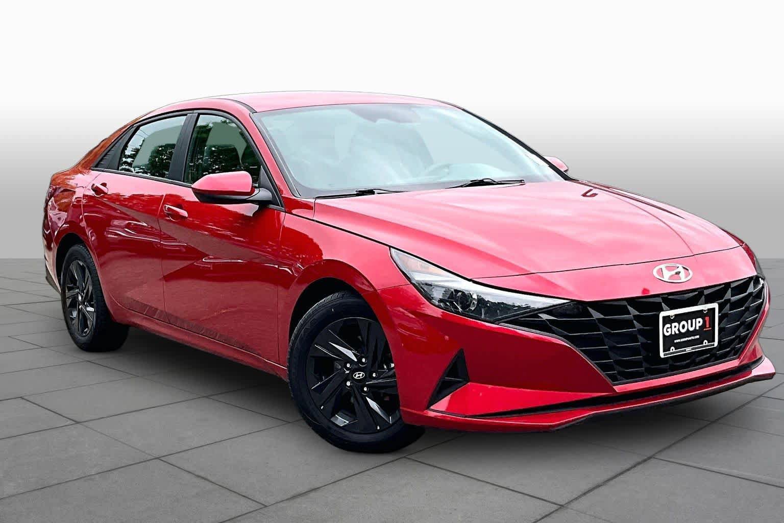 Used 2022 Hyundai Elantra SEL FWD image 5