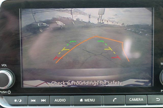 Used 2024 Nissan Rogue SV AWD/4WD image 30