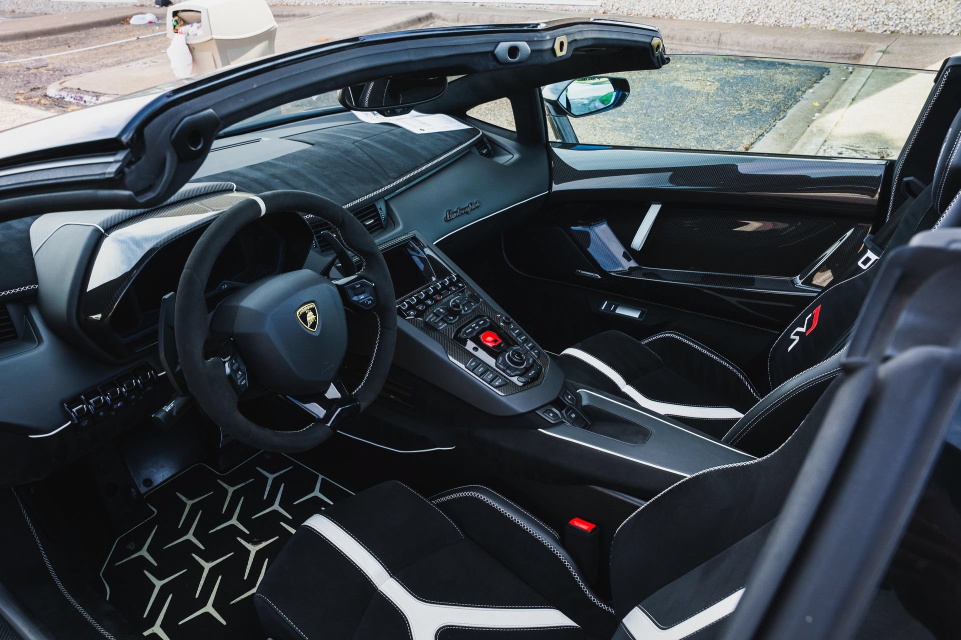 Used 2021 Lamborghini Aventador SVJ AWD/4WD image 49