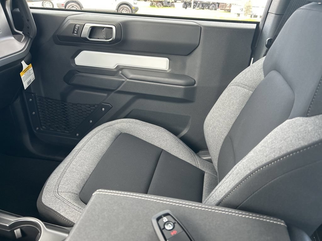 New 2026 Ford Bronco 2-Door AWD/4WD image 21