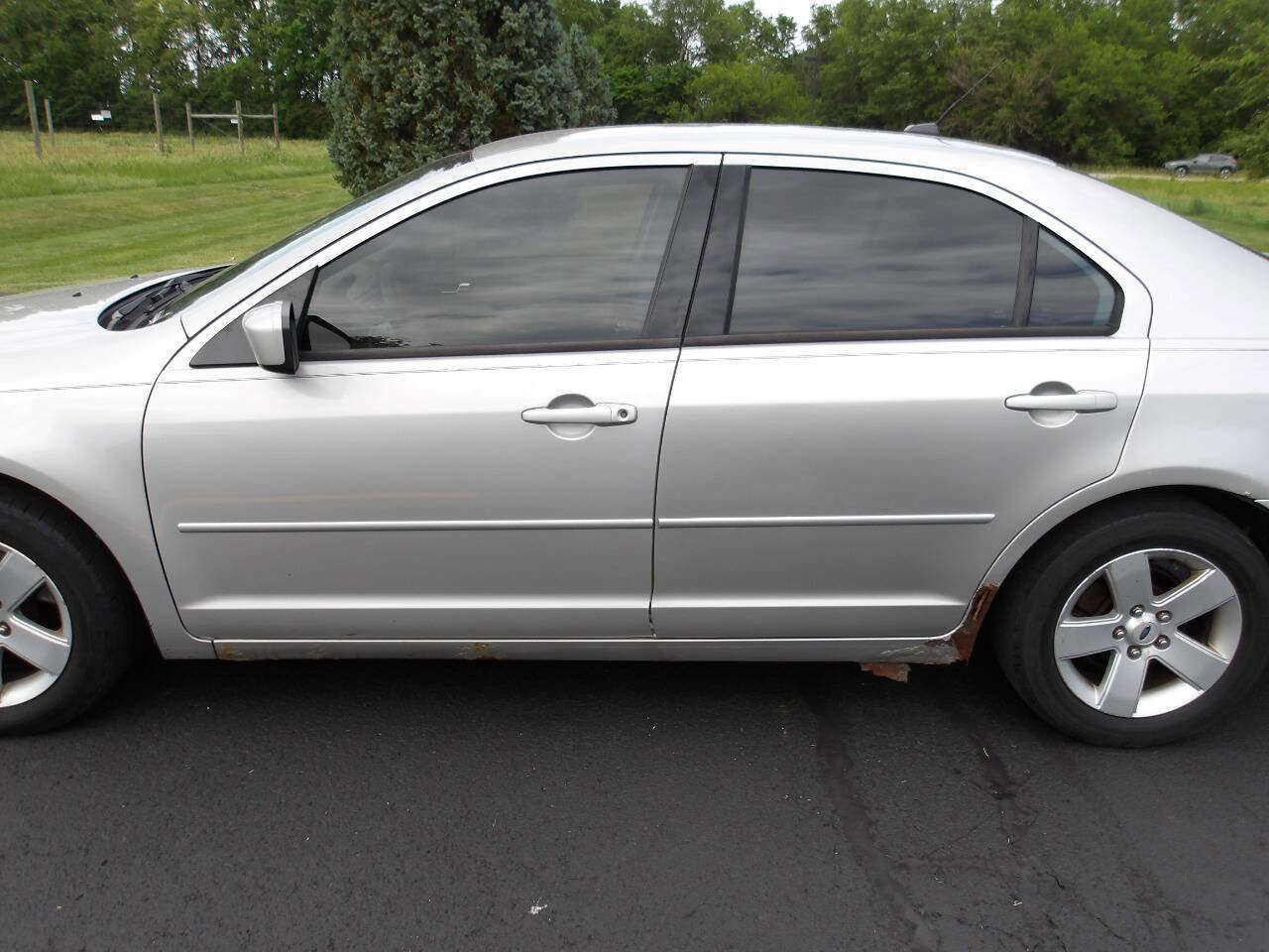 Used 2008 Ford Fusion SE FWD image 28