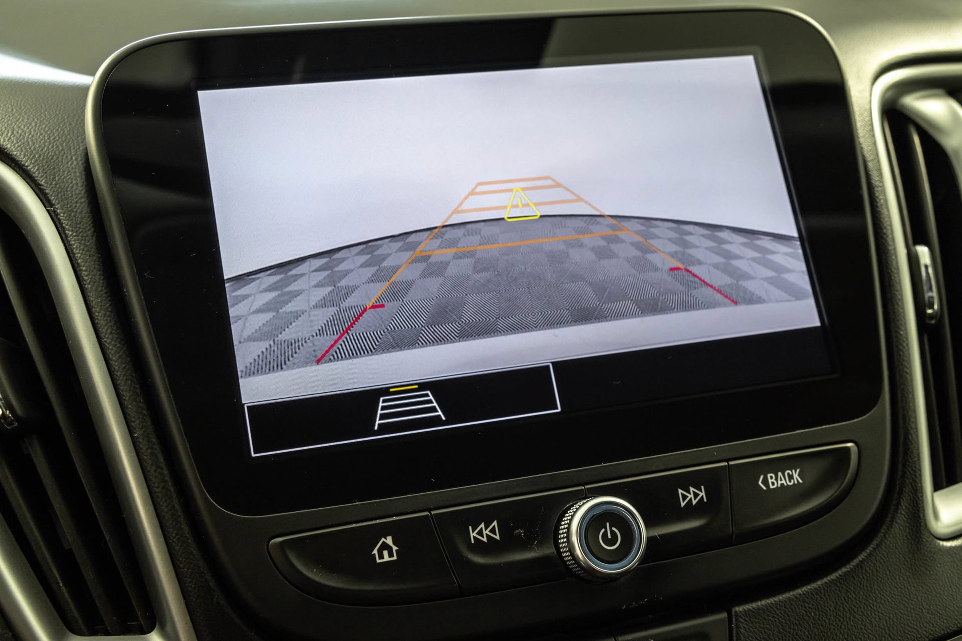 Used 2025 Chevrolet Malibu LT FWD image 10