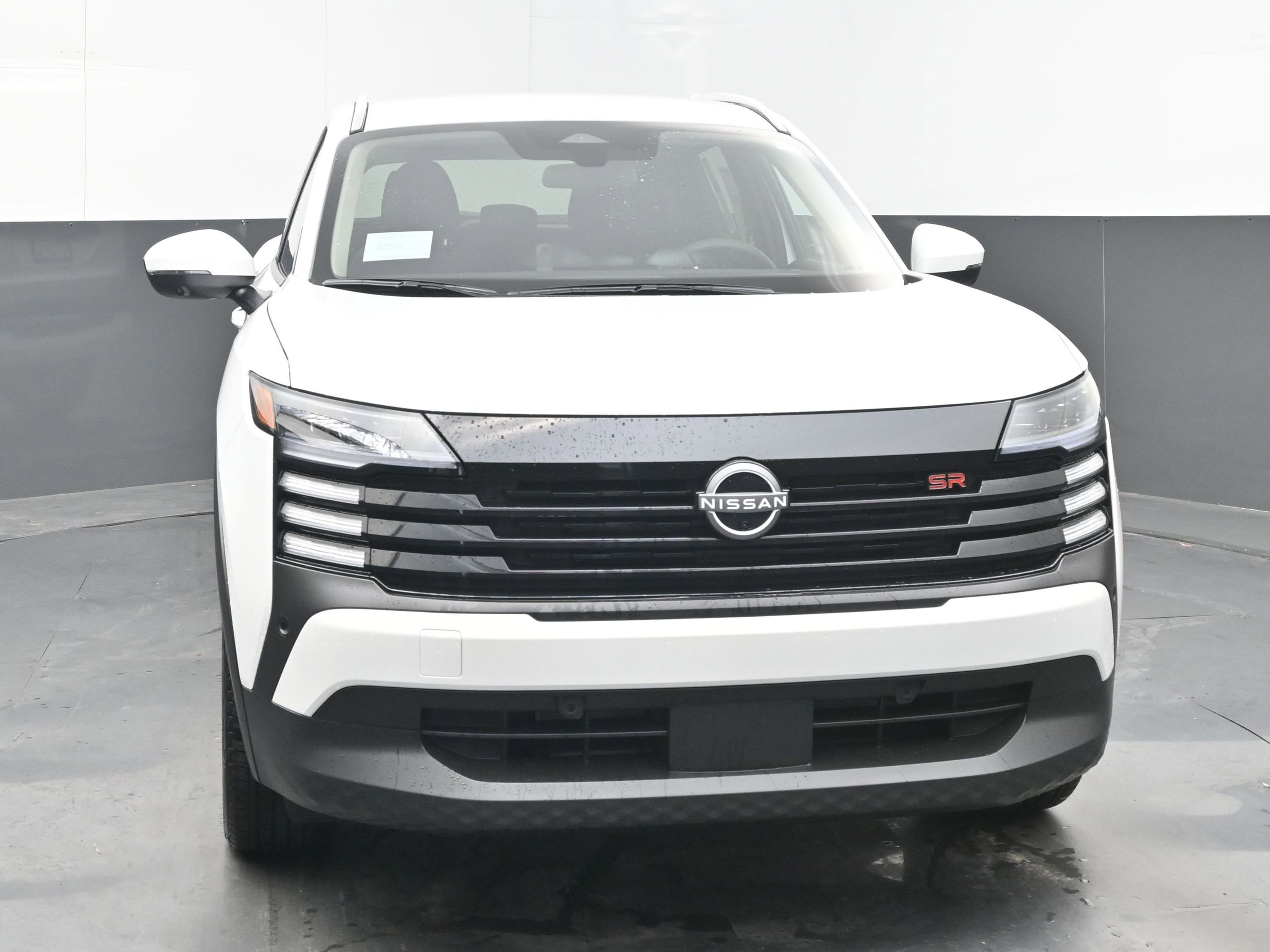 New 2025 Nissan Kicks SR image 2