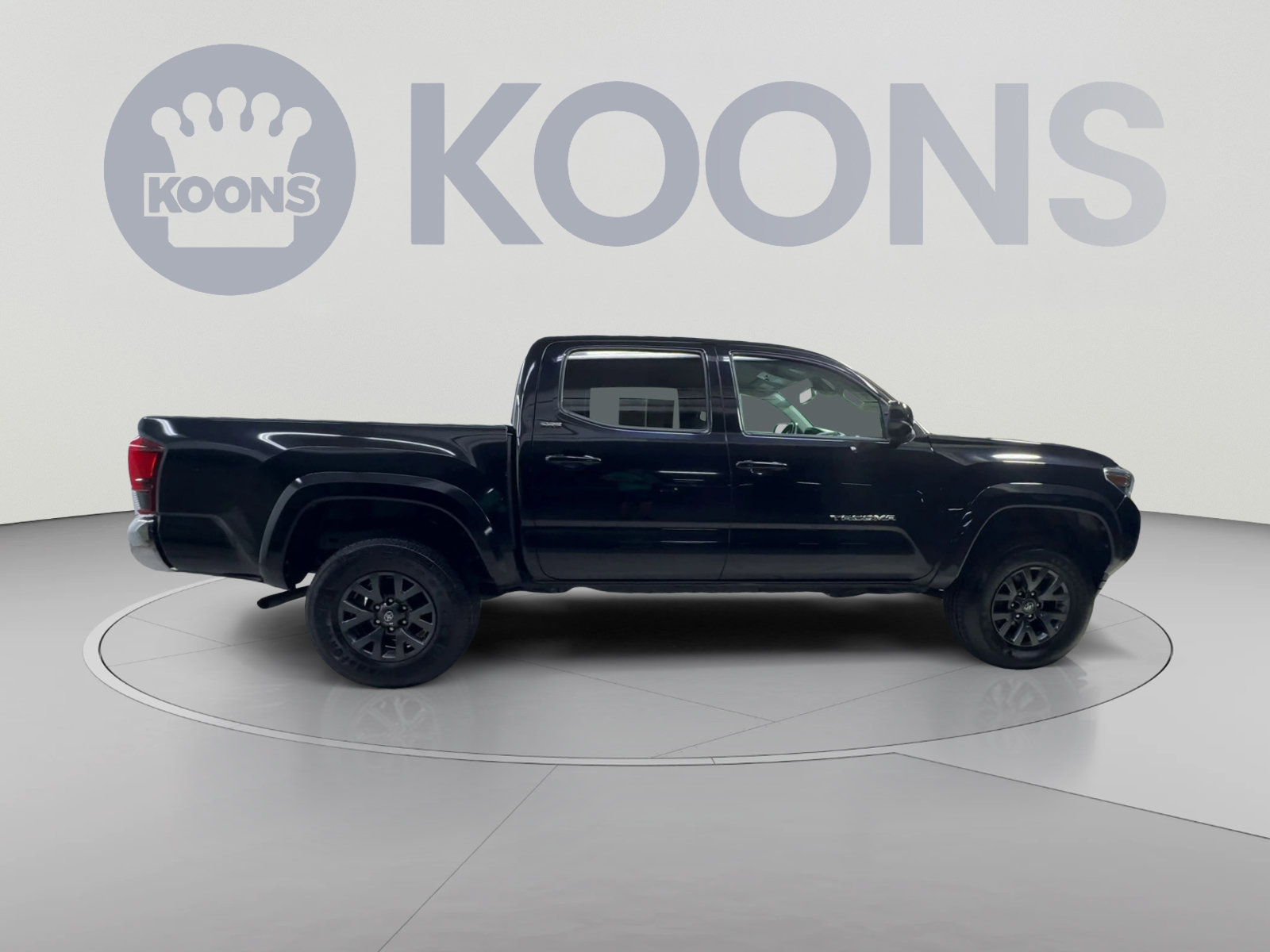 Used 2022 Toyota Tacoma SR5 AWD/4WD image 12