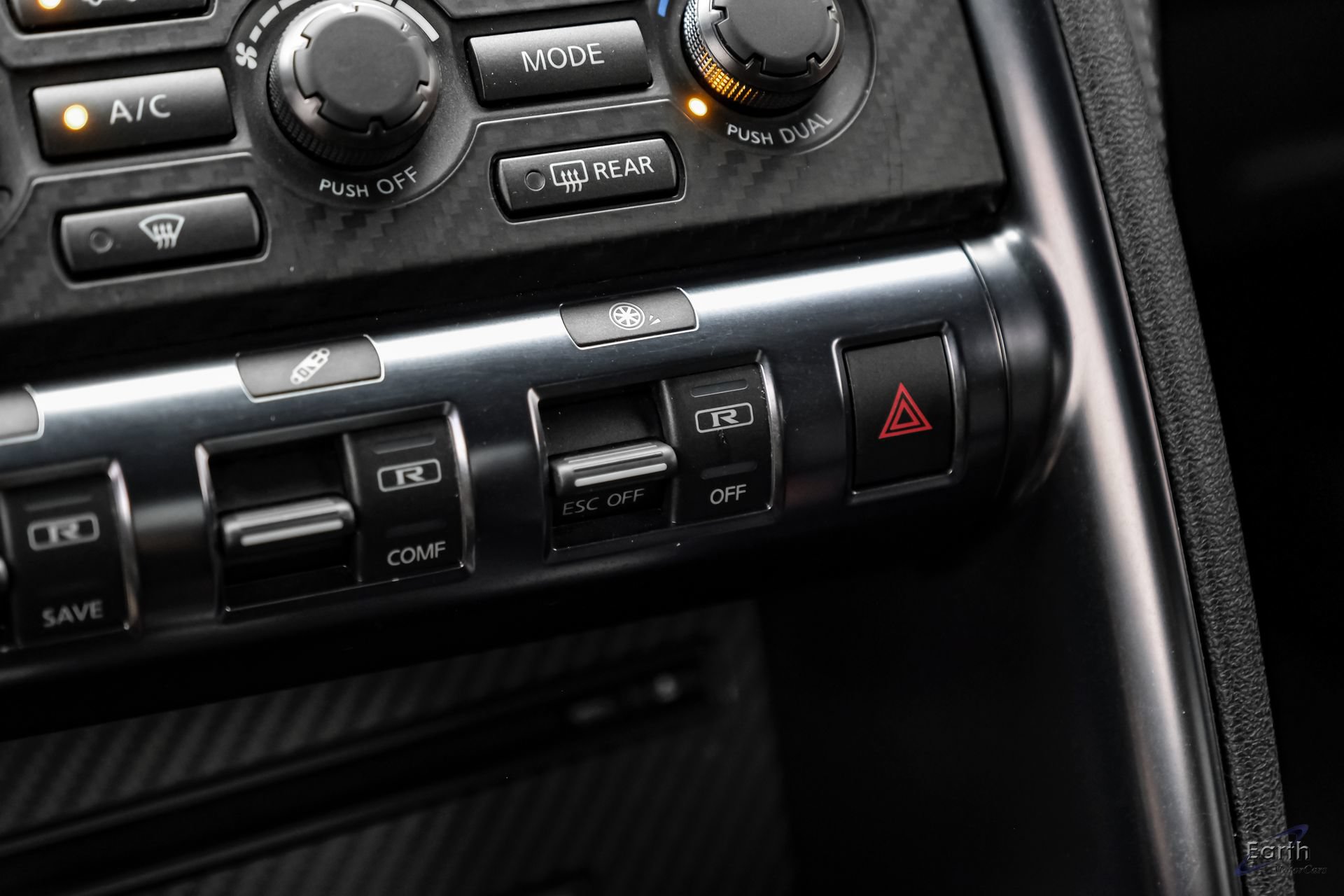 Used 2014 Nissan GT-R Black Edition AWD/4WD image 80