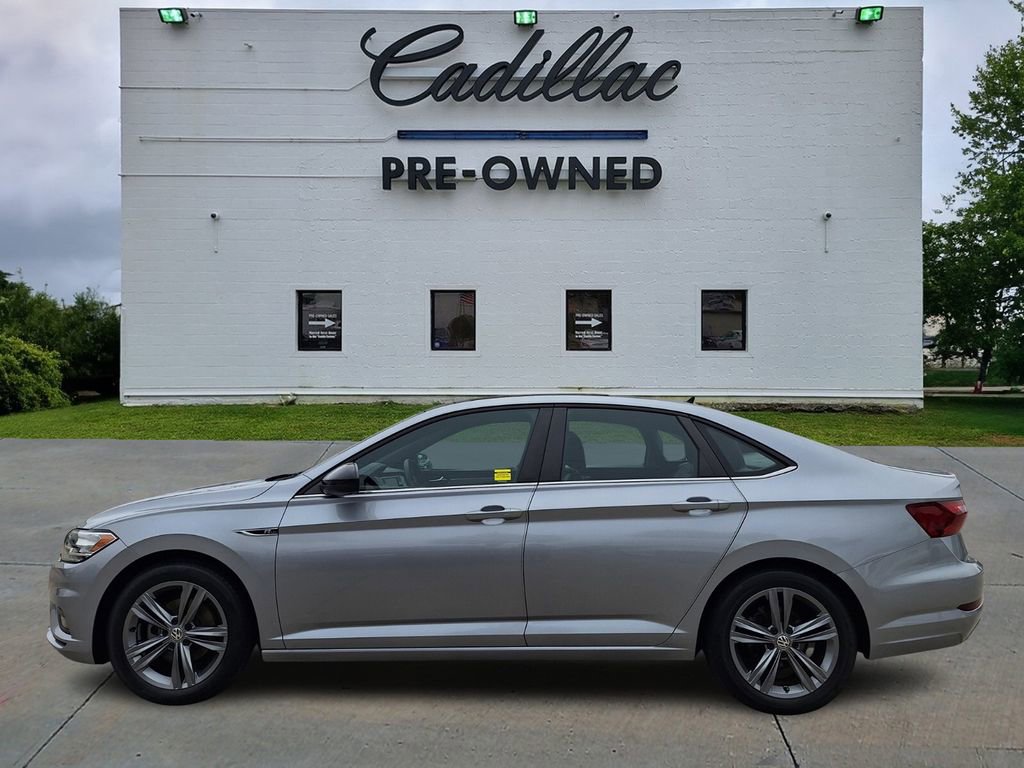 Used 2021 Volkswagen Jetta R-Line w/ R-Line Cold Weather Package image 6