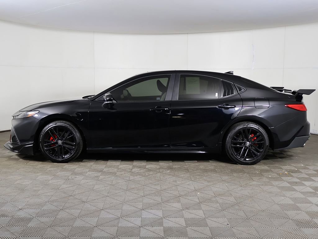 Used 2025 Toyota Camry SE FWD image 17