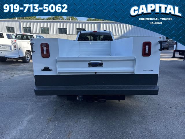 New 2026 Ford F550 4x4 Crew Cab image 9
