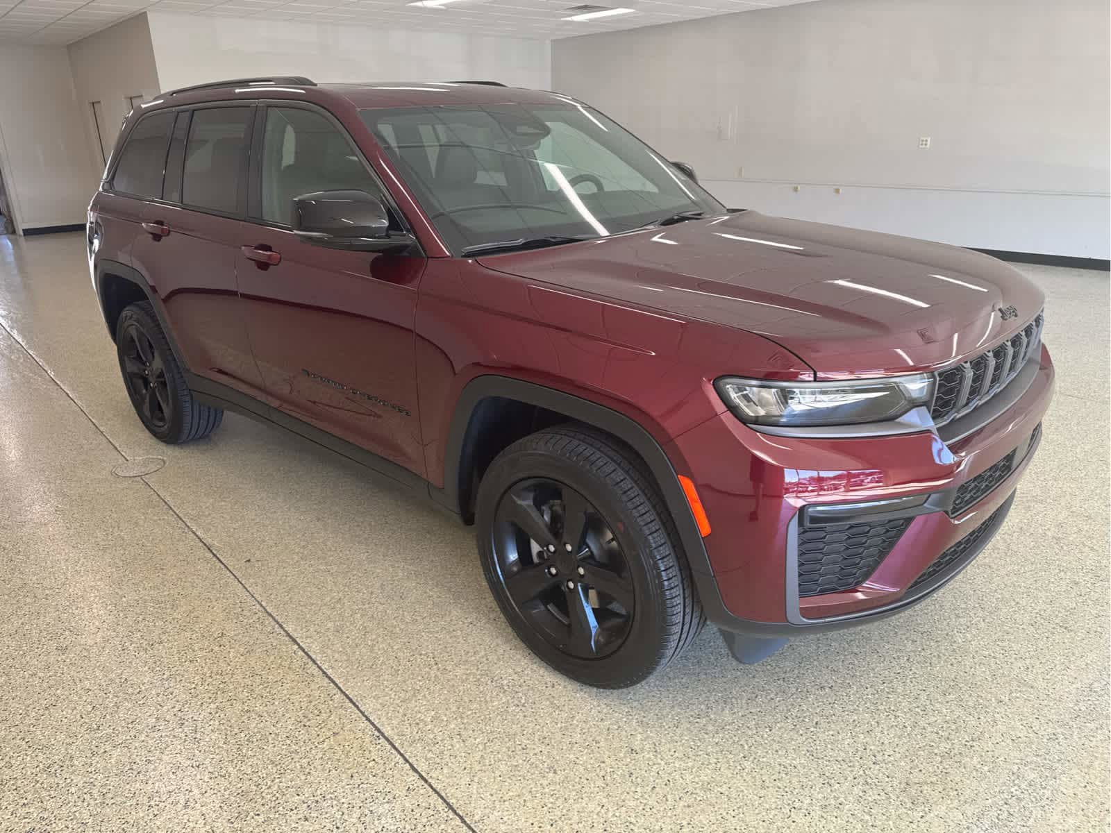 New 2026 Jeep Grand Cherokee Limited AWD/4WD image 3