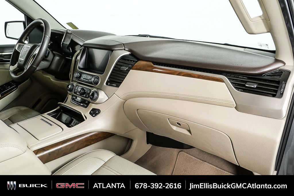 Used 2020 GMC Yukon XL Denali w/ Denali Premium Package RWD image 24
