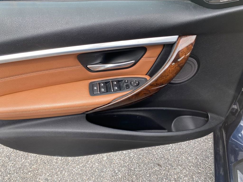 Used 2016 BMW 328i xDrive Sedan image 10