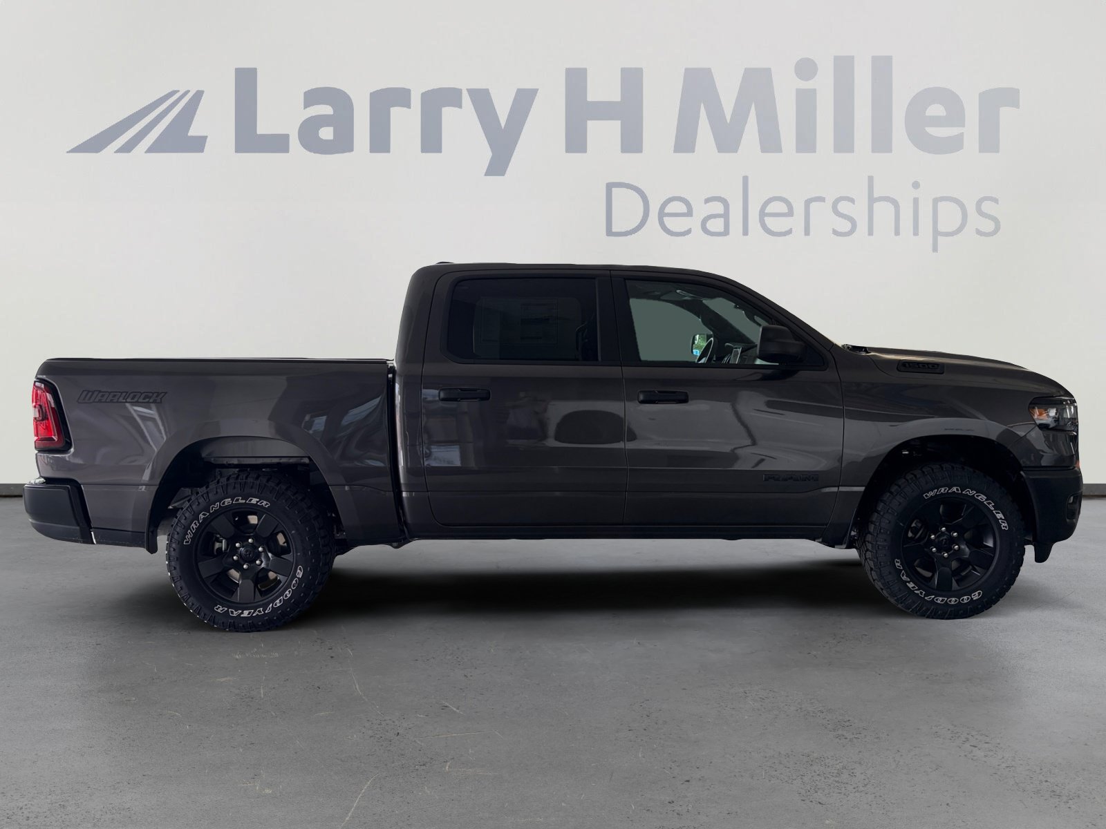 New 2026 RAM 1500 Warlock AWD/4WD image 6