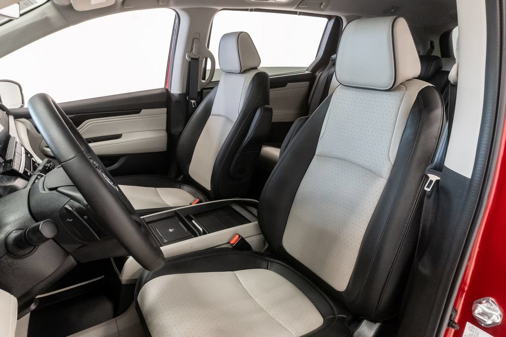 Used 2026 Honda Odyssey Elite image 10
