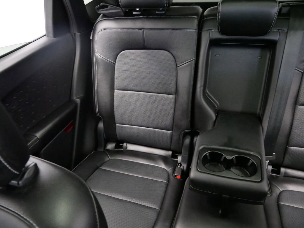 Used 2020 Ford Escape Titanium image 24