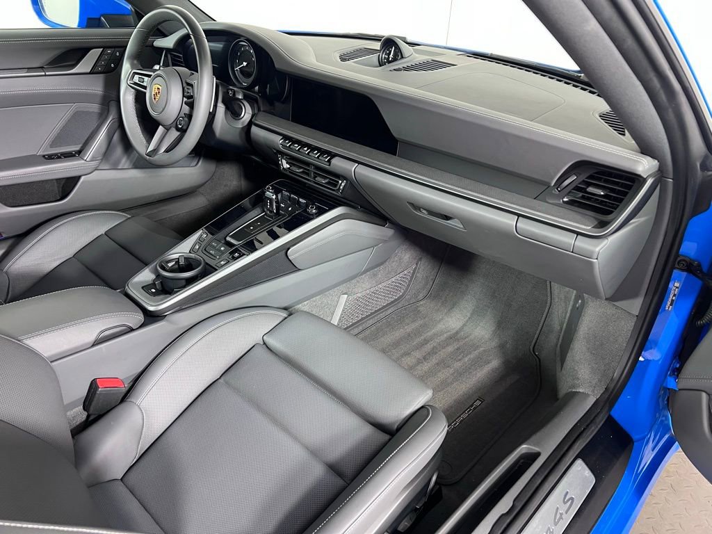 Certified 2022 Porsche 911 Carrera 4S image 18