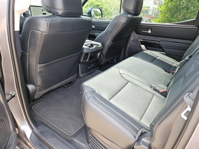 Used 2024 Toyota Tundra Limited AWD/4WD image 11