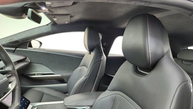 Used 2024 Lucid Air Pure RWD image 32
