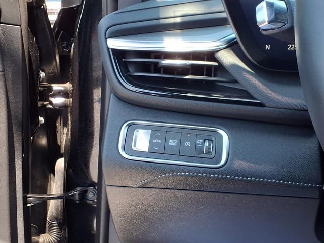 Used 2025 Buick Enclave Preferred FWD image 13