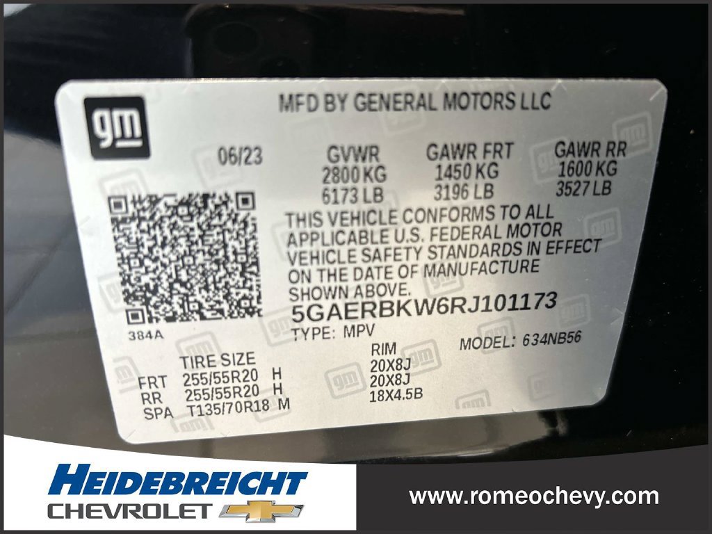 Used 2024 Buick Enclave Essence w/ Sport Touring Edition FWD image 8