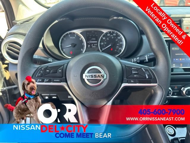 Used 2021 Nissan Versa S FWD image 17