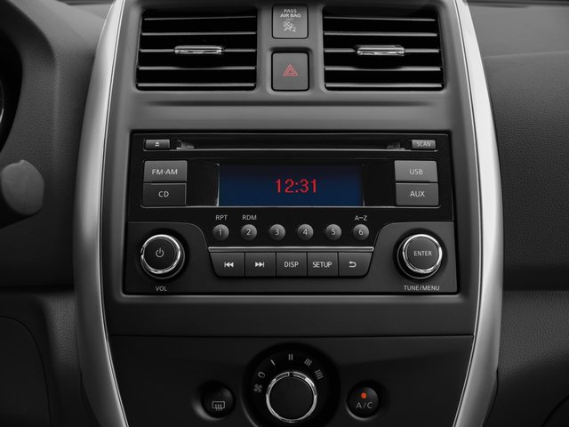 Used 2016 Nissan Versa SV w/ SV Appearance Package FWD image 13
