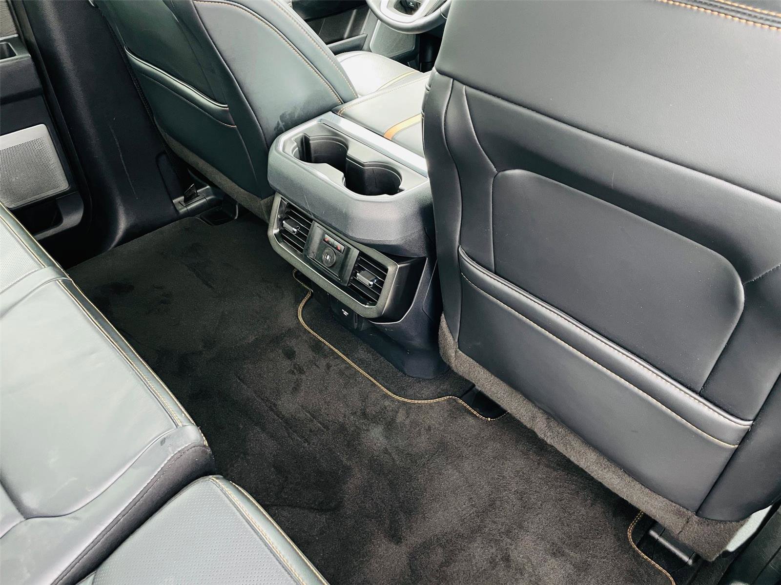 Used 2023 Ford F350 Platinum AWD/4WD image 27