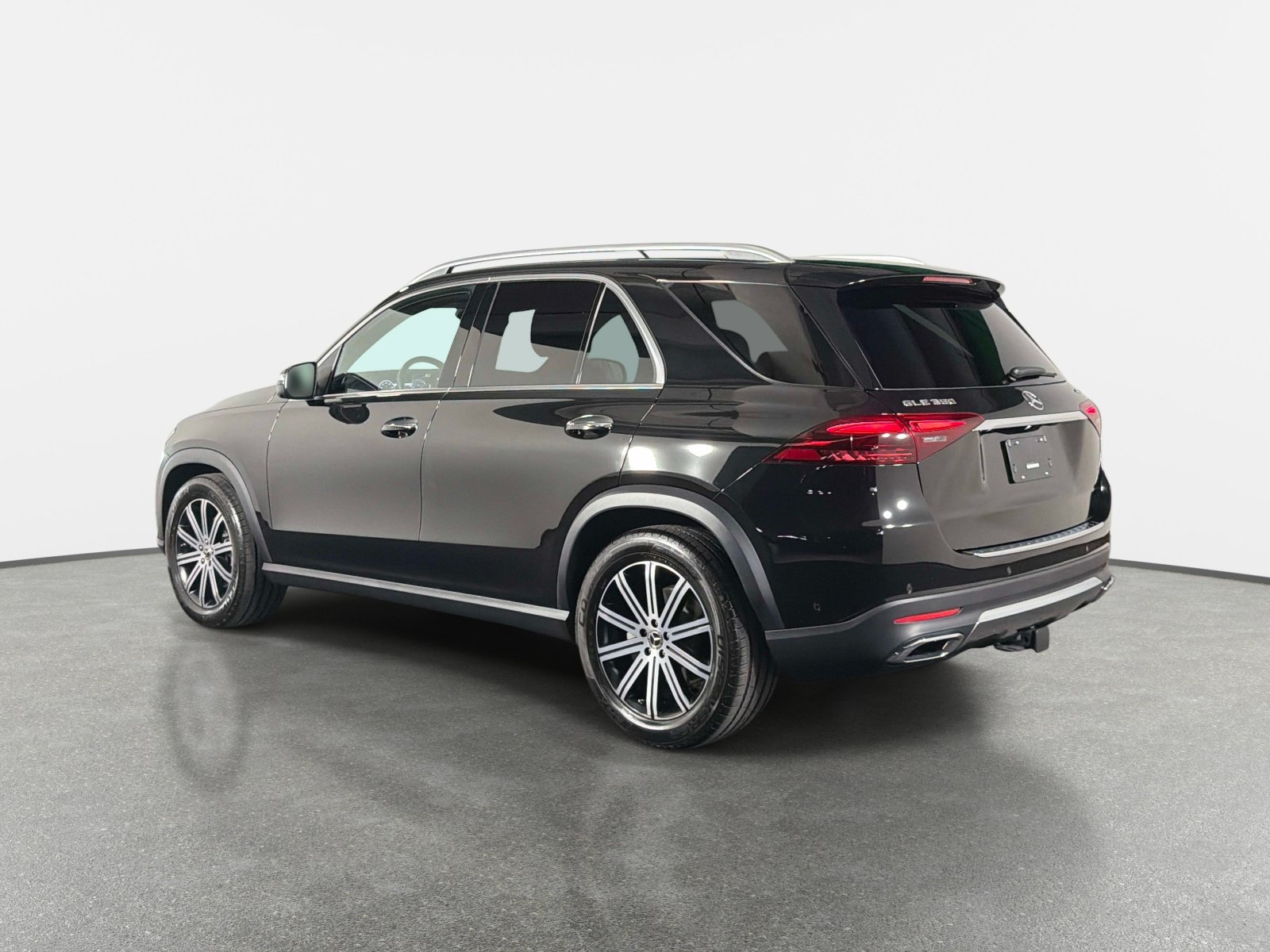 Used 2026 Mercedes-Benz GLE 350 4MATIC image 5