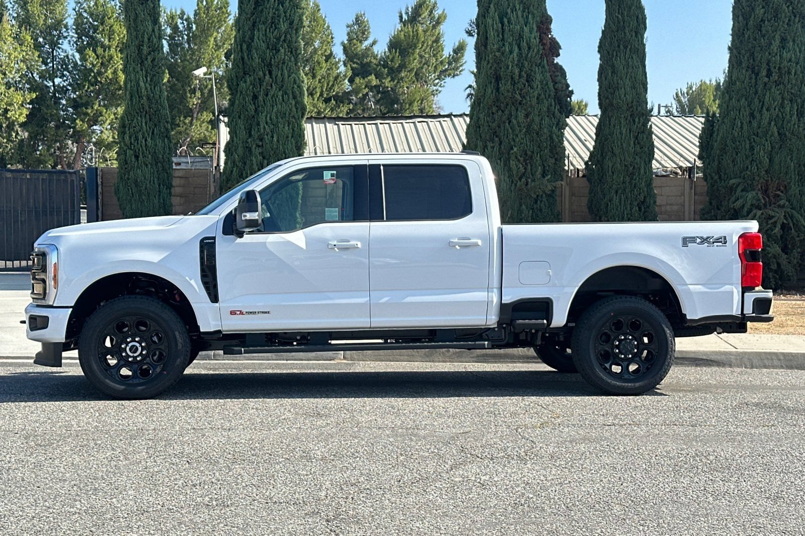 New 2026 Ford F250 Lariat w/ Black Appearance Package AWD/4WD image 7