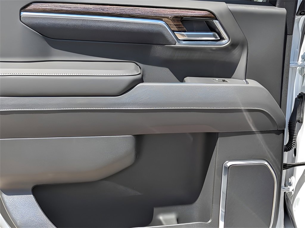 New 2026 GMC Sierra 1500 Elevation image 12