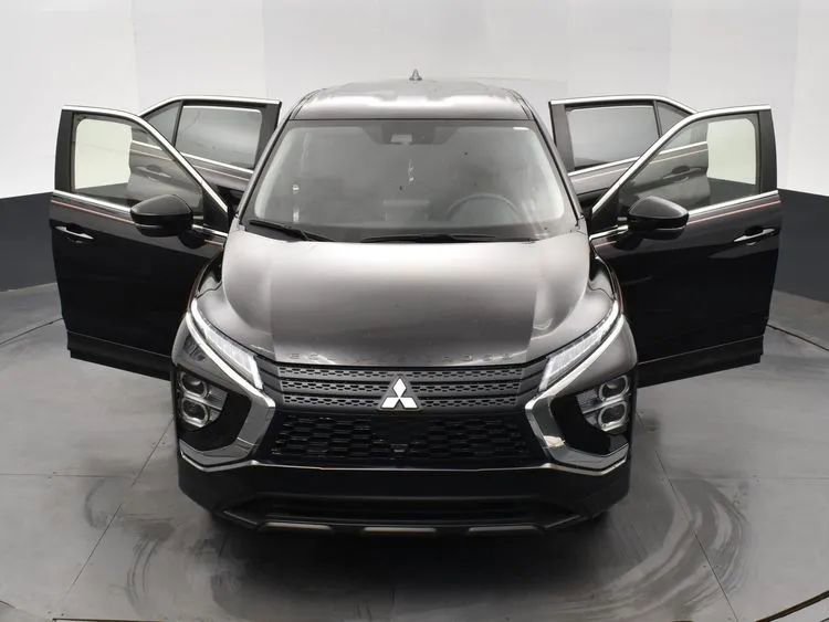 Used 2024 Mitsubishi Eclipse Cross LE AWD/4WD image 10