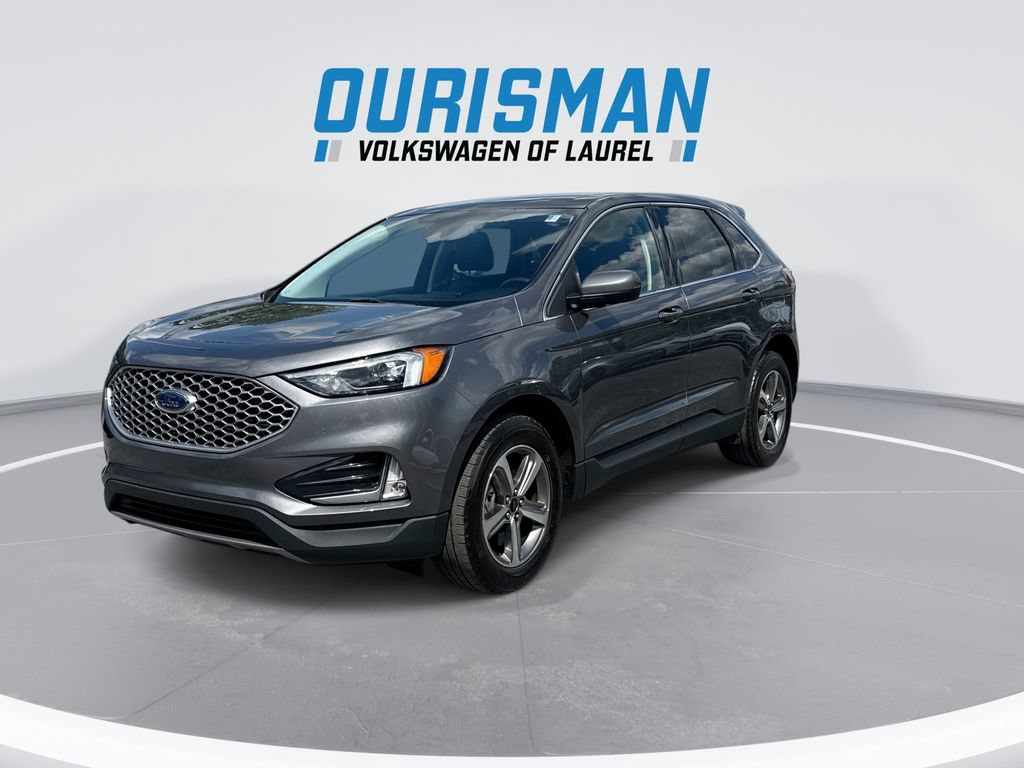 Used 2023 Ford Edge SEL w/ Convenience Package AWD/4WD image 4