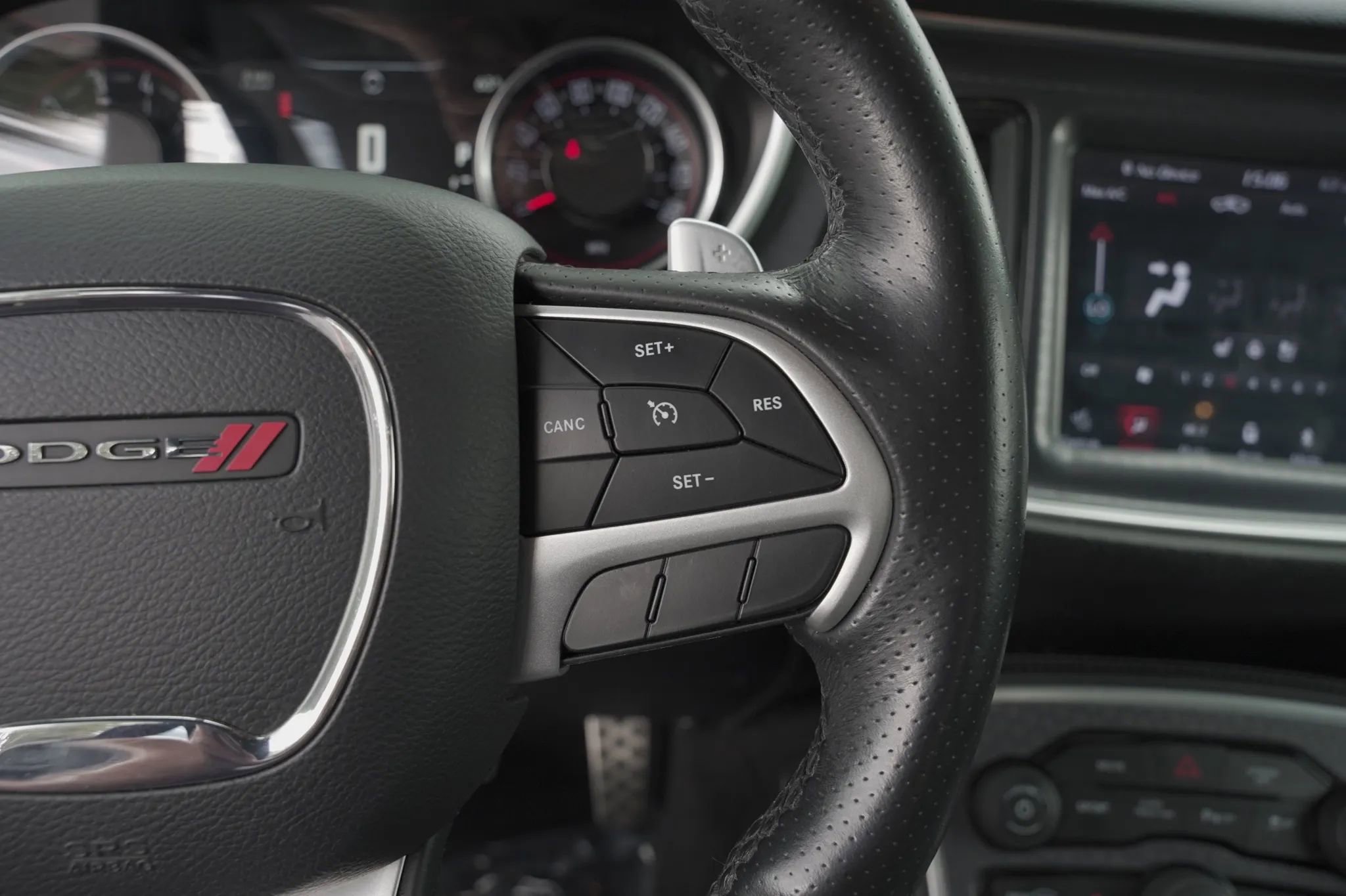 Used 2018 Dodge Challenger R/T Scat Pack w/ Leather Interior Group image 16