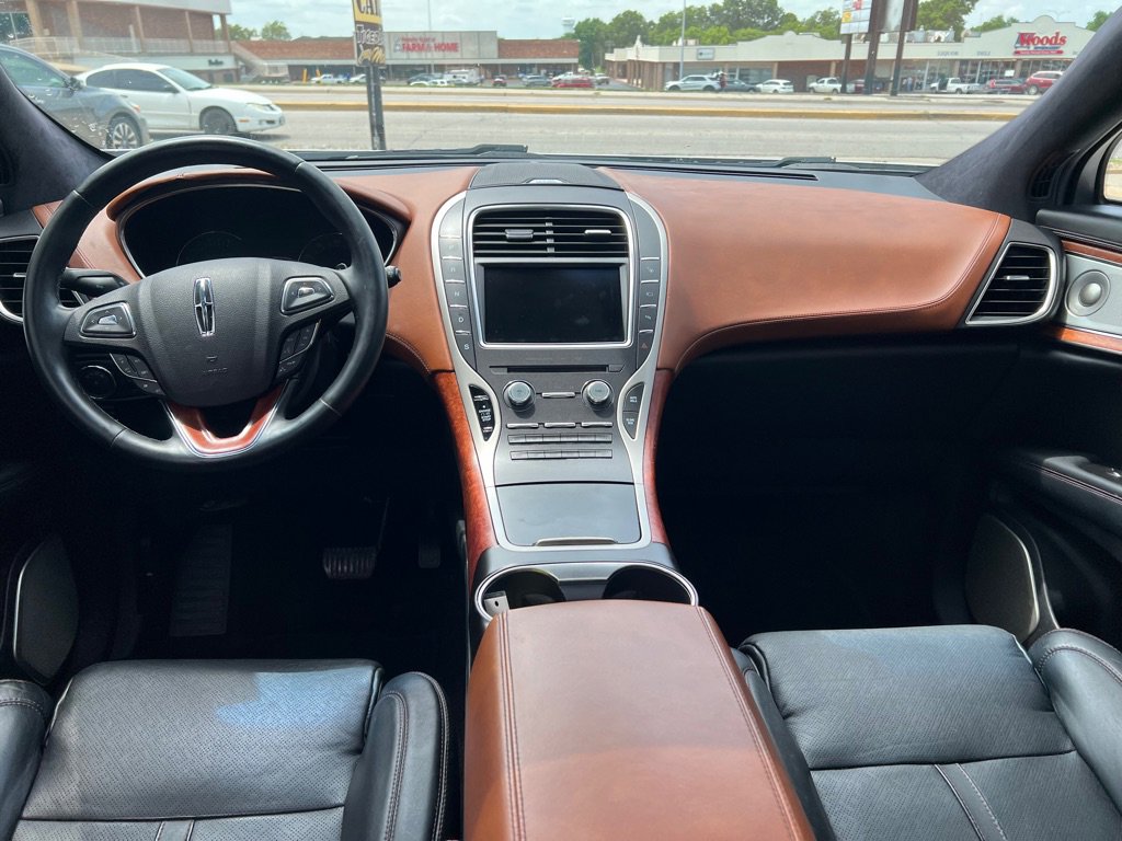 Used 2016 Lincoln MKX Black Label w/ Technology Package AWD/4WD image 22