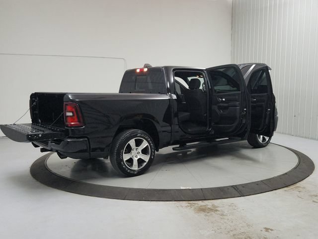 Used 2025 RAM 1500 Tradesman AWD/4WD image 15