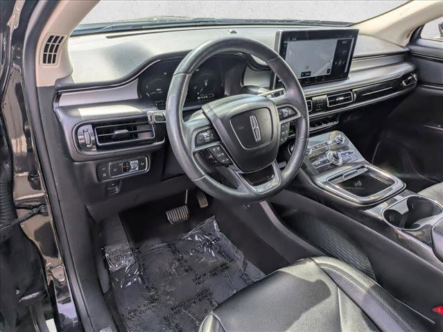 Used 2022 Lincoln Nautilus FWD w/ Premium Package image 12