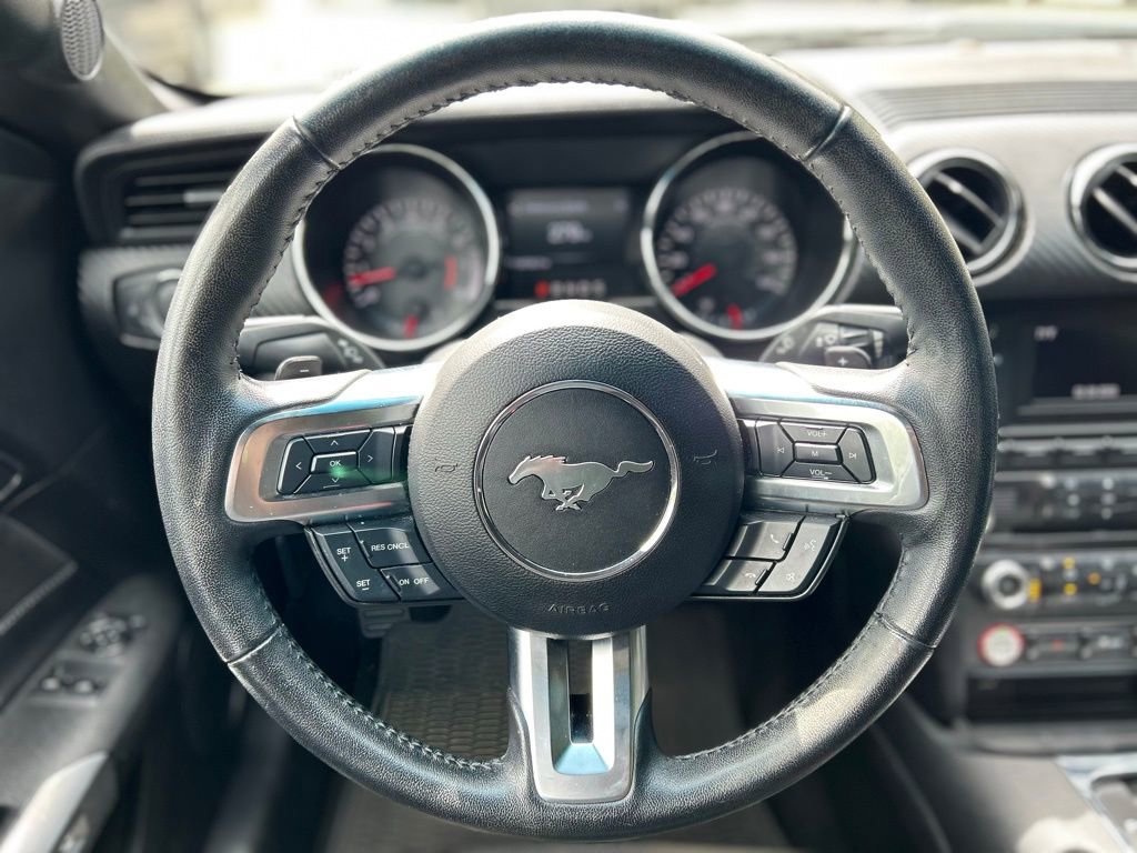 Used 2017 Ford Mustang Coupe image 12