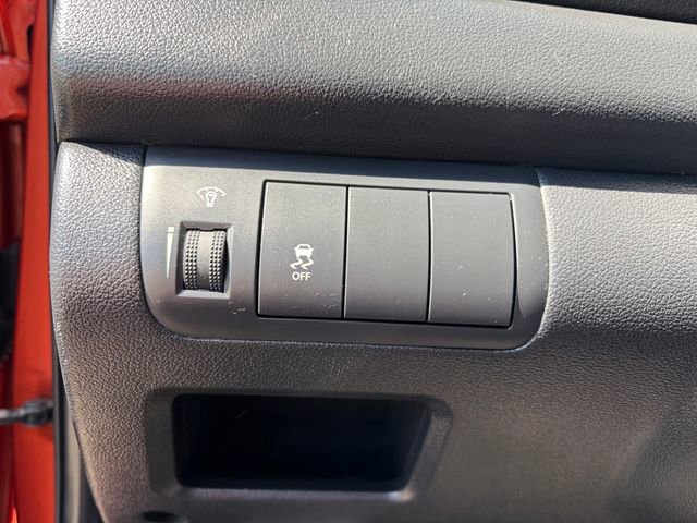 Used 2010 Kia Forte SX image 19