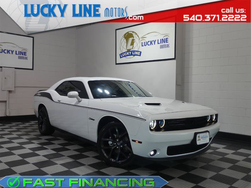 Used 2023 Dodge Challenger SXT w/ Blacktop Package RWD image 1